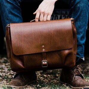 SATCHEL & PAGE MAILBAG Men’s Laptop Crossbody Strap Excellent Pre-Owned